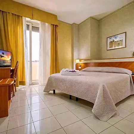 Remin Plaza Hotel 4*