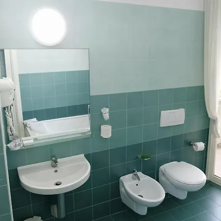 Remin Plaza Hotel