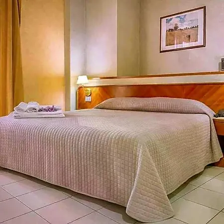 Remin Plaza Hotel