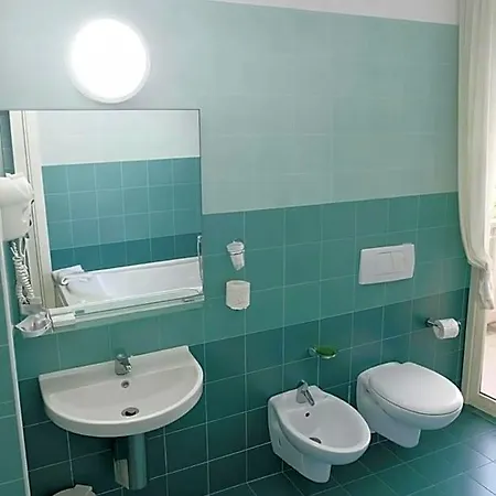 Remin Plaza