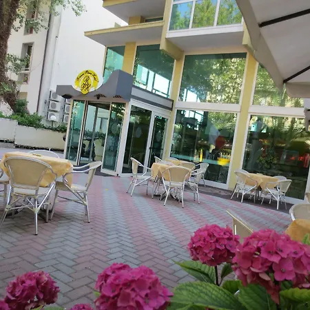 Hotel Remin Plaza 4*