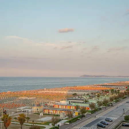 Ξενοδοχείο Remin Plaza 4*