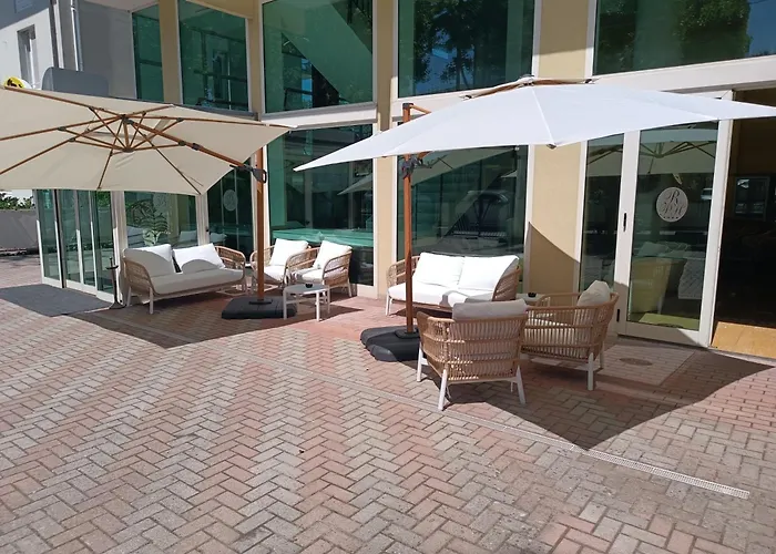 Remin Plaza 4* רימיני