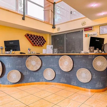Отель Remin Plaza 4*